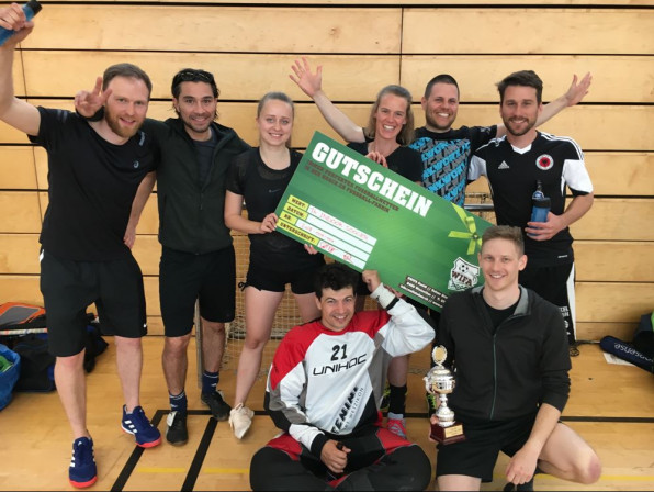 Aktuell-2019-04-08_die-ilu-Hockeytruppe-gewinnt-am-Seuzicup