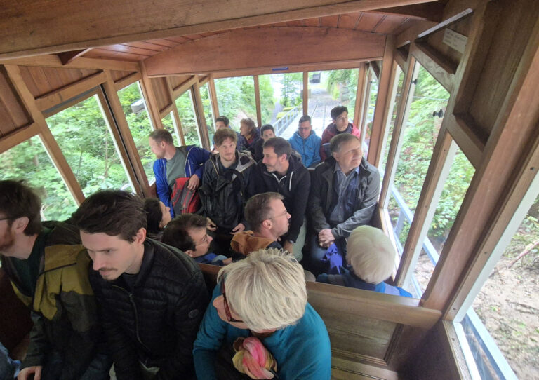 Aktuell_Büroausflug_2025-09-12_Sonnenberg_Luzern-Sonnenbergbahn_Fahrt